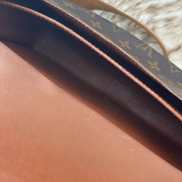 Louis Vuitton Crossbody Cartouchiere PM - Picture 13 of 16